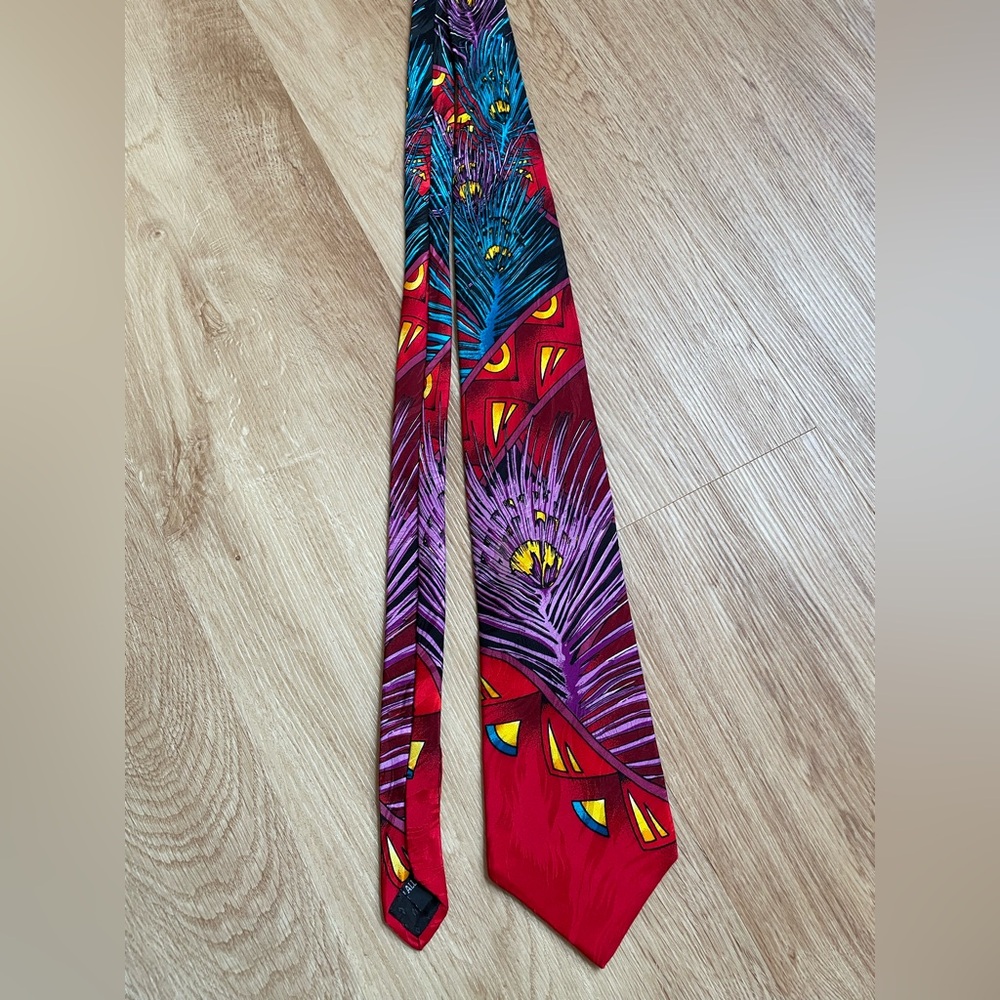 Rush Limbaugh silk tie No Boundaries collection red purple yellow vintage